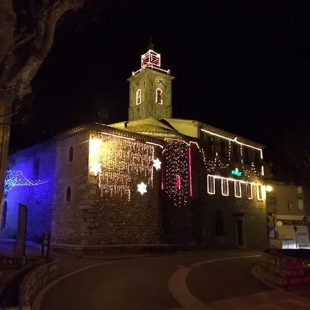 Neuve Piscine Chauffee - St Vallier De Thiey Hébergement de vacances